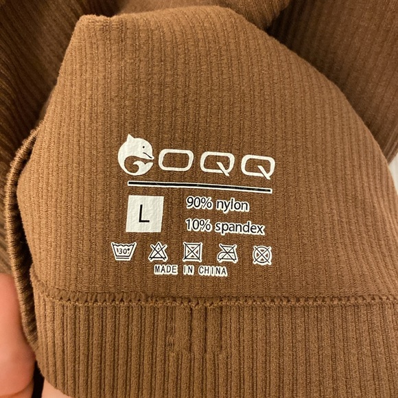 Brown Ribbed Tank Top - Picture 3 of 3